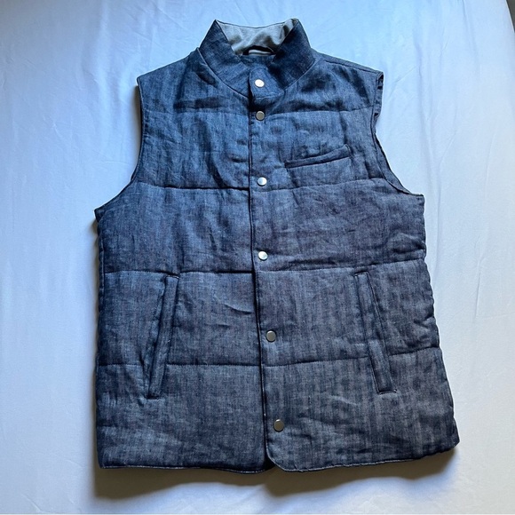 JOHNNIE-O blue linen denim chambray snap button up puffer quilted vest jacket